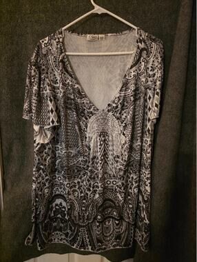 CATO Woman 26/28W Boho Black & White Patterned Short Sleeve Top